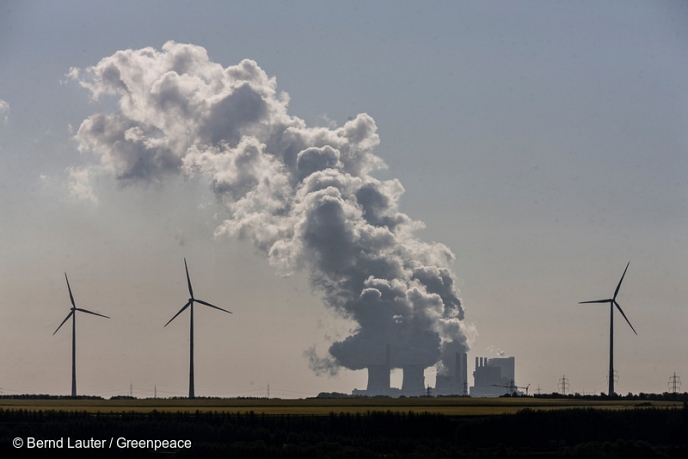 Европа прие нови и по-стриктни изисквания за вредните емисии от въглищните централи