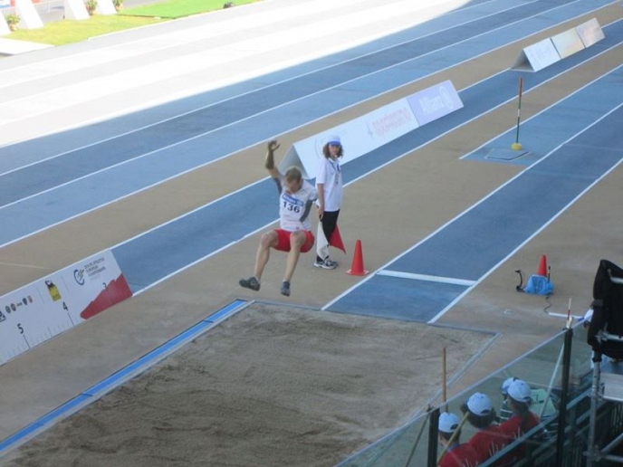 Параолимпиецът Михаил Христов е втори на Европейското по скок на дължина
