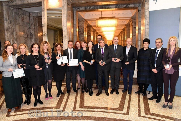 Българският дарителски форум връчи наградите „Най-голям корпоративен дарител” за 2016