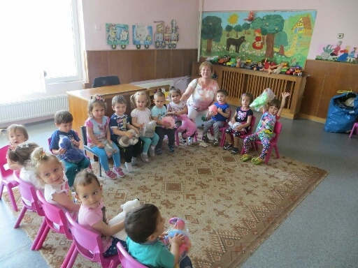 Дарение за две детски градини в Община Стражица