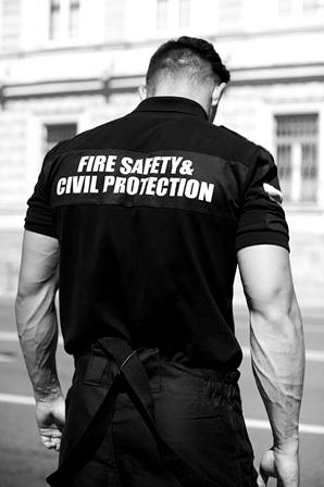 Мислите на един пожарникар в деня на професионалния му празник!