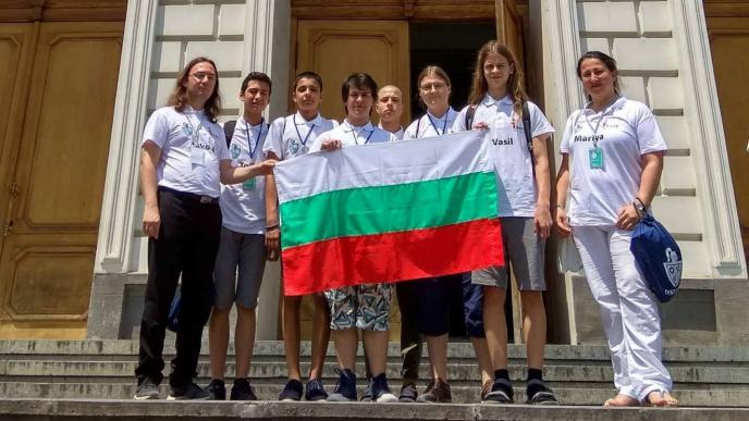 Сребърни медали за българския отбор на Международния турнир на младите естествоизпитатели