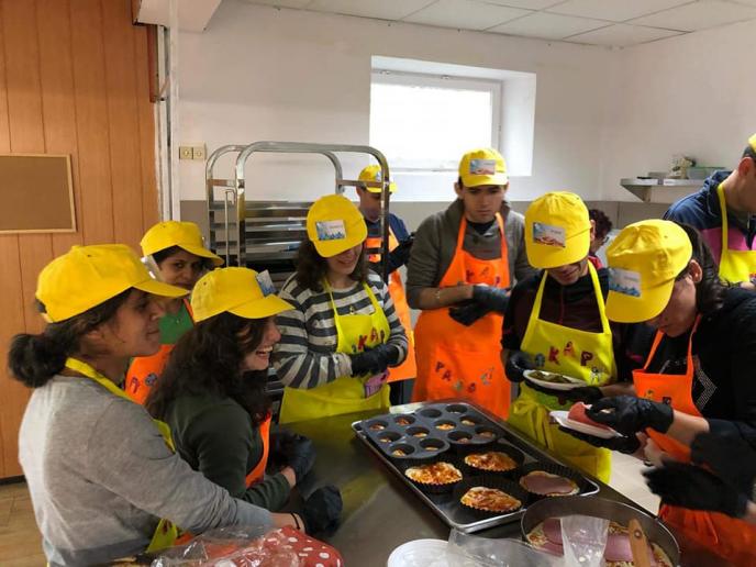 Пекарна „Радост” във Варна осигурява работа на младежи с дефицити