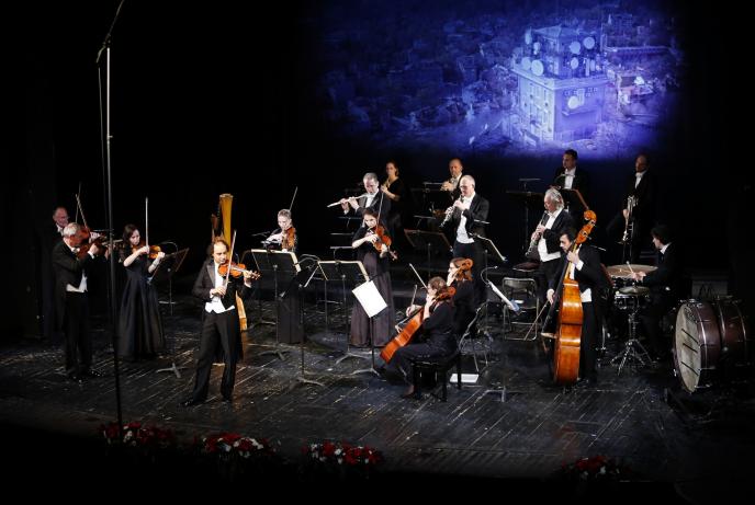 КЦМ поднесе завладяващ концерт с кауза с участието на Виенския камерен оркестър и маестро Марио Хосен