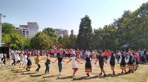 Нациоално движение ”Да съхраним българското хоро”