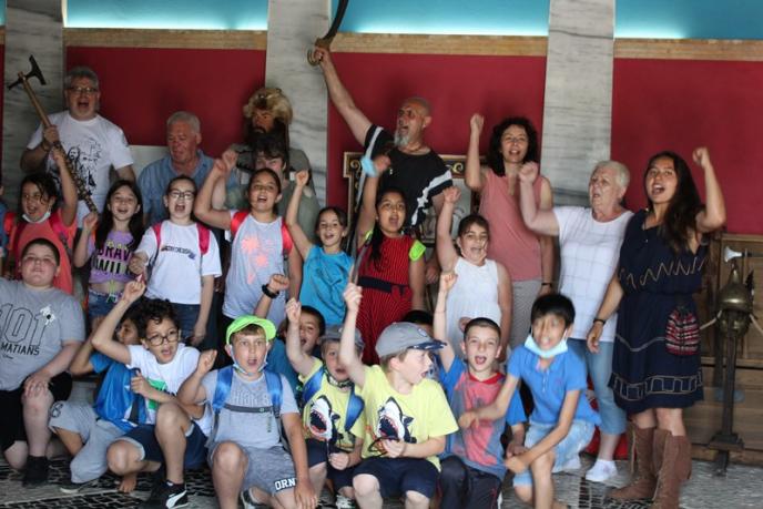 Безплатни екскурзии за децата от „Различното училище“ в с. Царев брод