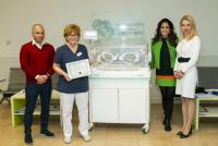 Клиниката по неонатология на болницата „Майчин дом” получи като дарение последно поколение кувьоз