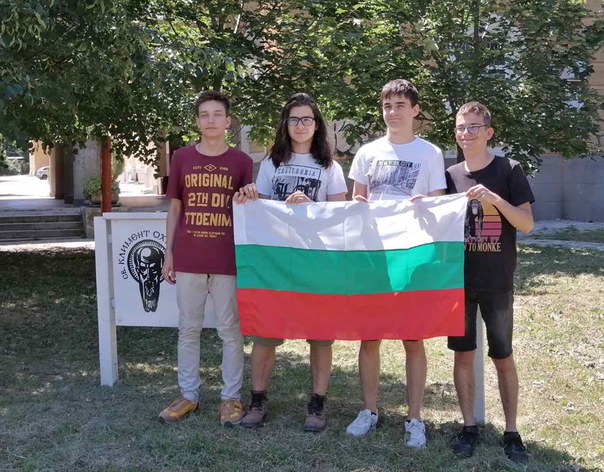 Отлично представяне на Българския отбор на Международната олимпиада по химия 2022