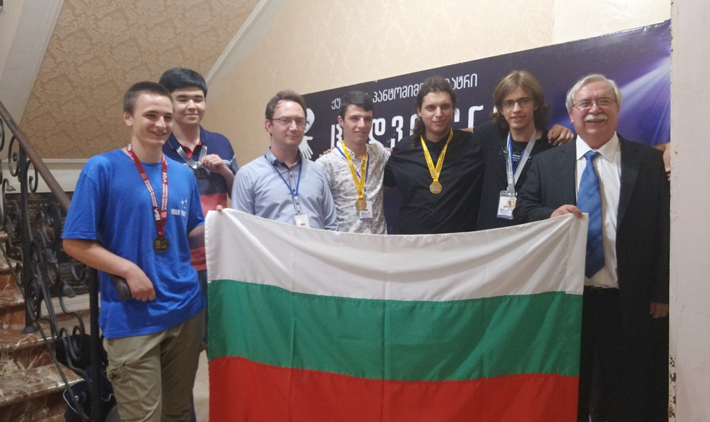 Отлично представяне на националния отбор на олимпиадата по астрофизика в Грузия