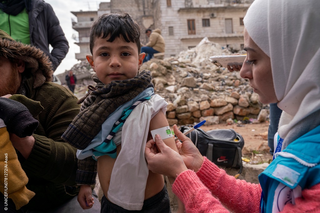 УНИЦЕФ предупреждава за повишен брой деца с недохранване след 12 г. конфликт и земетресенията в Сирия